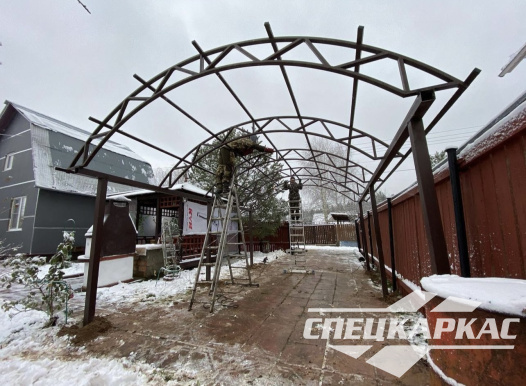 Навес из поликарбоната арочного типа №56 - фото 1513